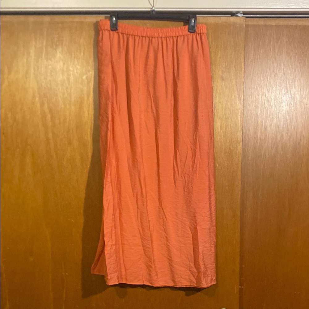 H&M Pink Maxi Pencil Skirt with Pleated Design
